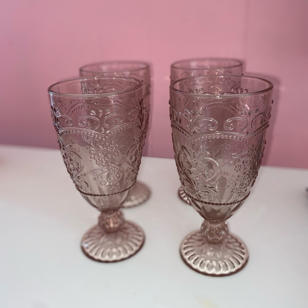 The Pioneer Woman Pink Vintage-Style Drinkware Goblets